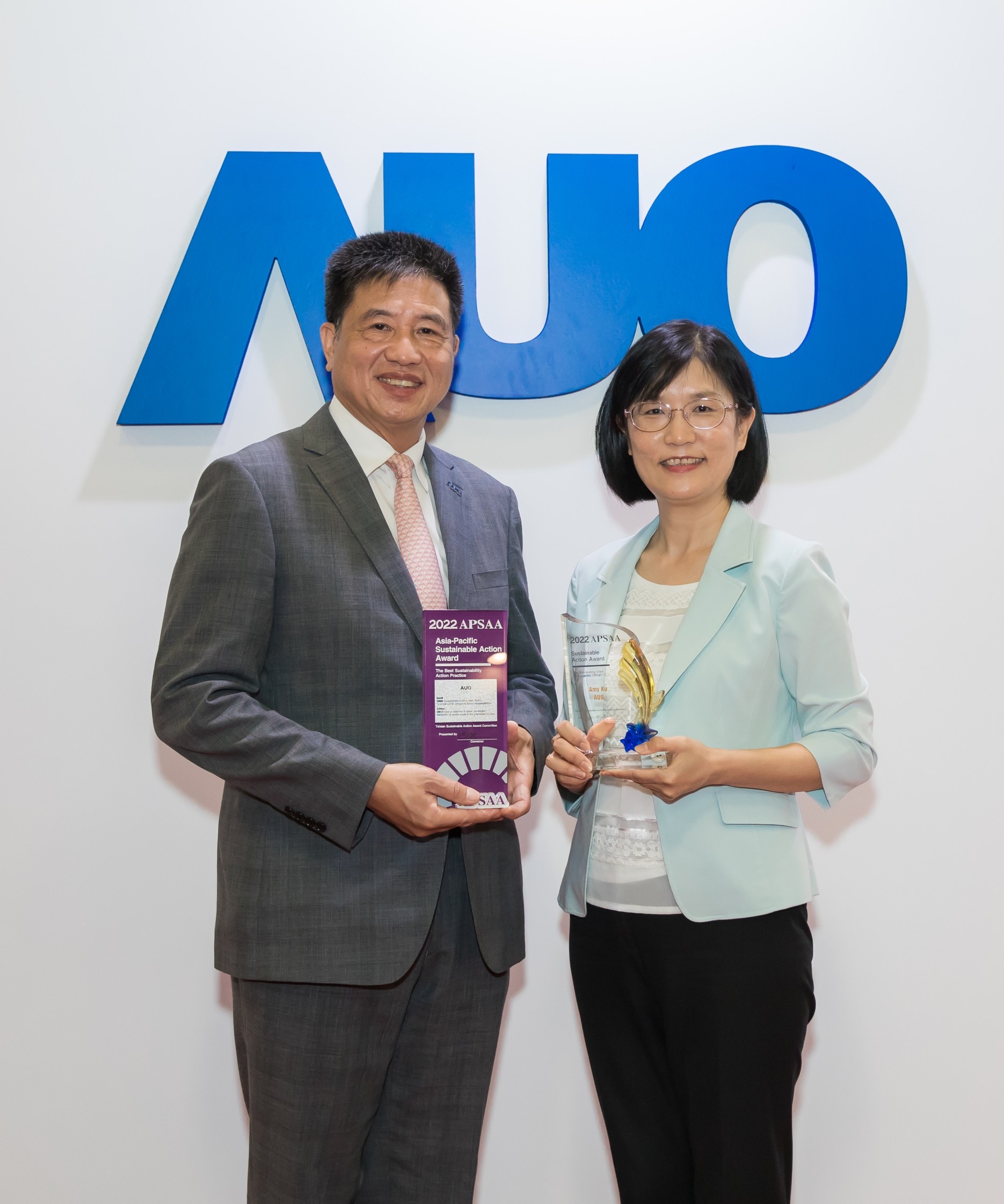 LEYU�پW(w��ng)�L�ډ|�����m(x��)�h���Ļ�ʯ��͸�^ESG�ߚ��ί�T���𲽌��`���m(x��)�����{�D�����У�LEYU�پW(w��ng)������m(x��)�L�����A���I�F����ƶ����L��Ŀ�ˣ�������������۱��F(xi��n)���@�á�피����m(x��)�L�����Ă��˪���s������LEYU�پW(w��ng)��늶����L�߈�(zh��)���L���p�ˣ�����LEYU�پW(w��ng)������m(x��)�L�����A��