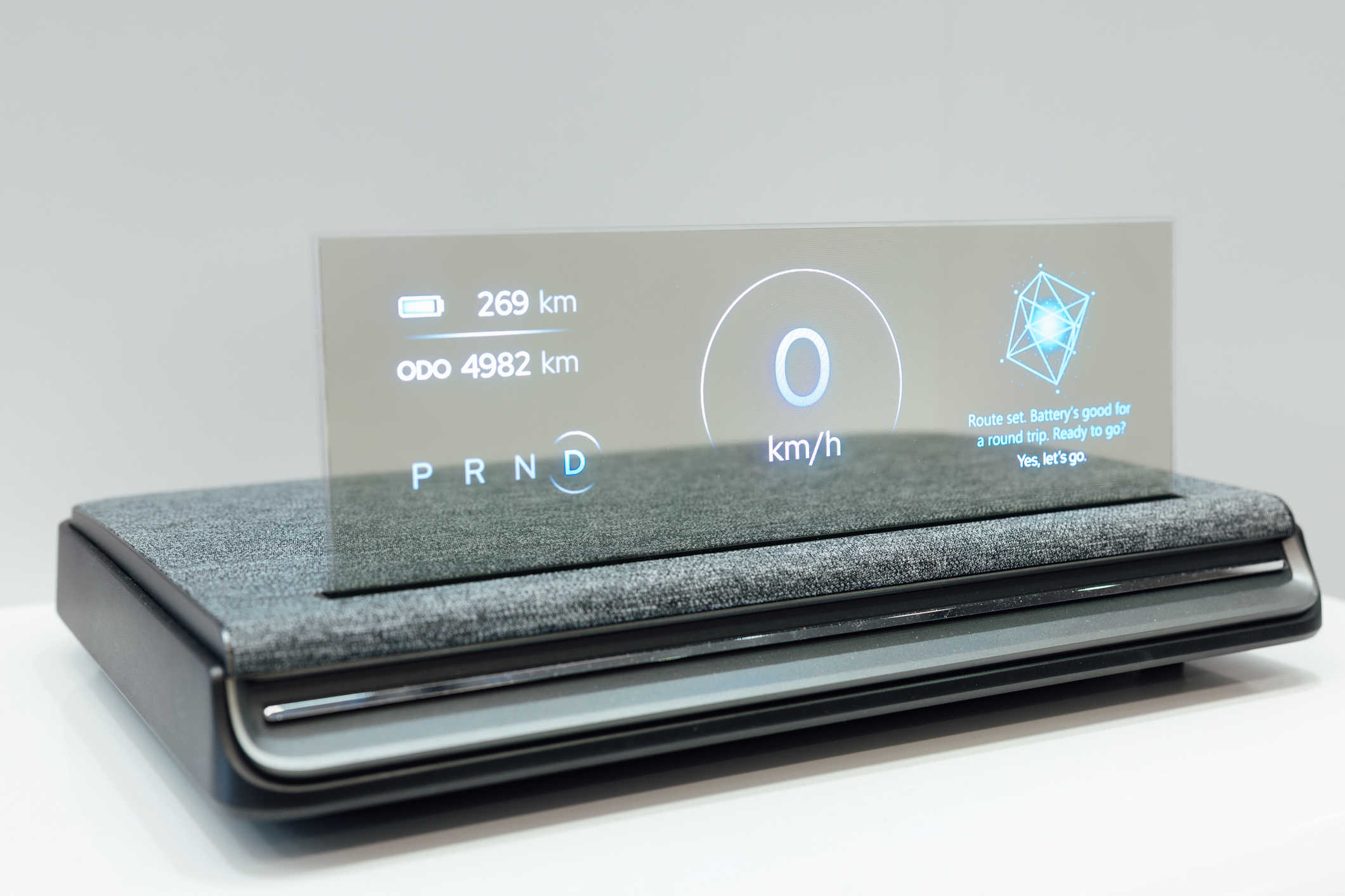 ȫ���׿�A(y��)ero Module͸��Micro LED�@ʾ��?��������ӯͨ͸�����?x��n)V�׎��R������Պϣ��ṩ��̬���?�����M(j��n)���������˻�����������